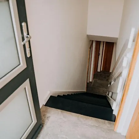 Unforgettable Sea Views, Hot Tub, Modern Property Newgale Buitenkant foto
